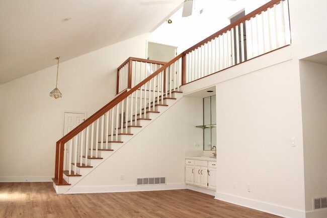 Building Photo - 10630 Timberstone Rd