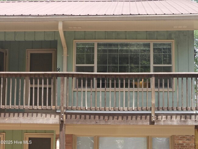 Primary Photo - 205 E New Jersey Ave
