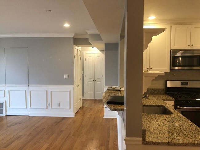Primary Photo - 153 Sumner St