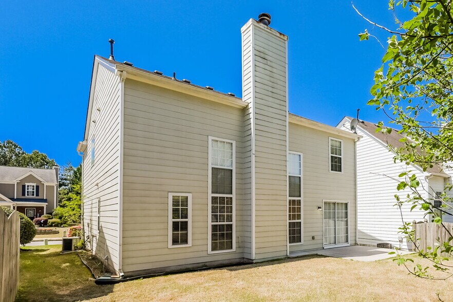 Building Photo - 4375 Ridgefair Dr