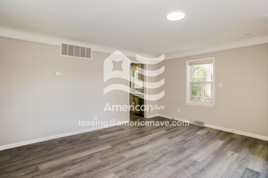 Building Photo - 2626 Bonner St