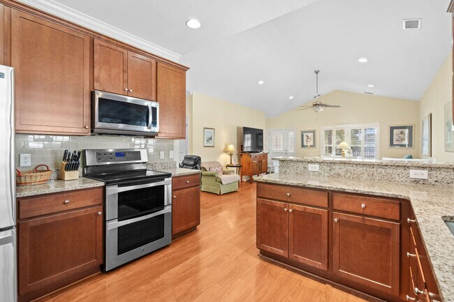 Building Photo - Coastal Living at its Best: Charming 3-Bedroom Near the Beach
