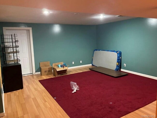 Building Photo - 28 Ford Ct