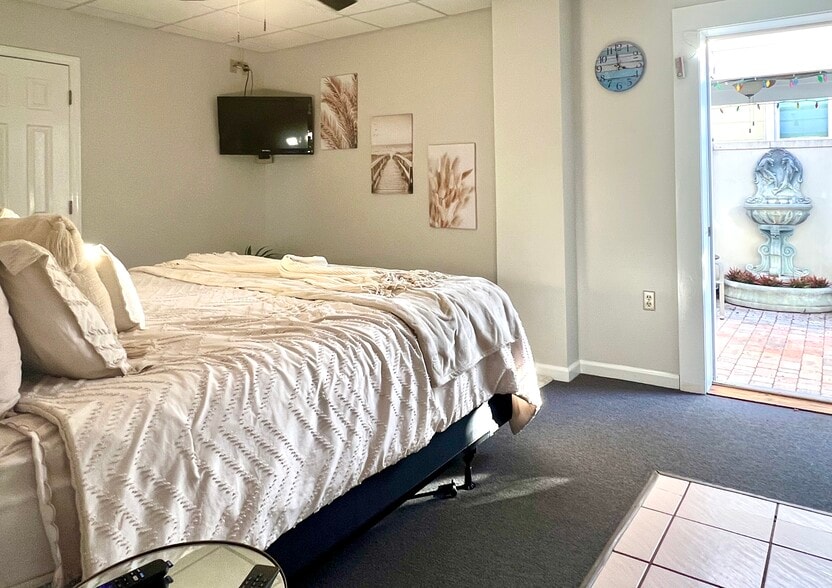 Building Photo - 301 Butler Ave