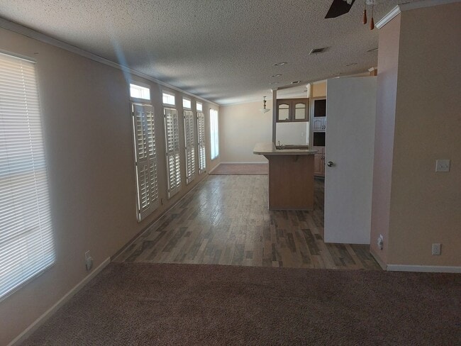 Building Photo - 4 Bedroom, 2 Bathroom Home in Moriarty, NM
