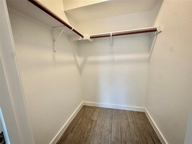 Building Photo - 1307 Norwalk Ln