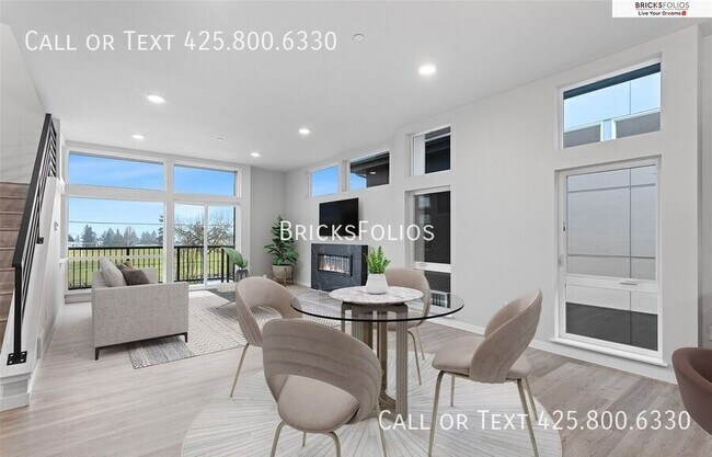 Building Photo - 1212 Harrington Ave NE