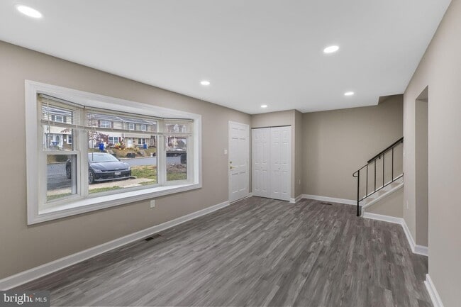 Building Photo - 18 W Orndorff Dr