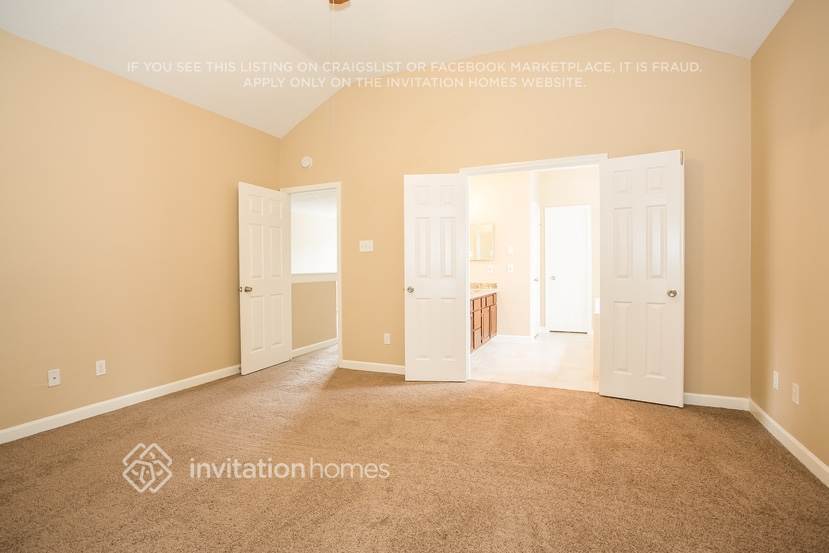 Building Photo - 2119 Autumn Cove Dr