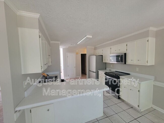 Building Photo - 4779 Cold Springs Dr