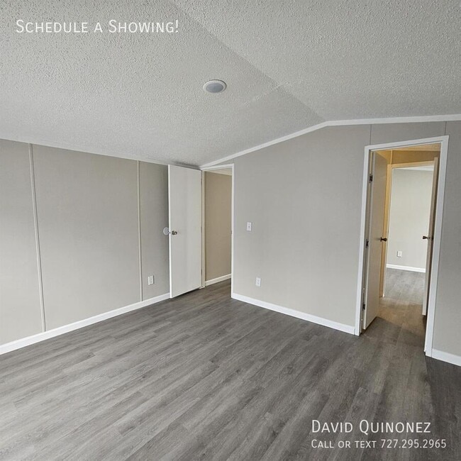 Building Photo - 5514 Kelso-