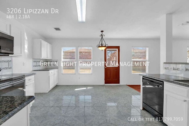 Building Photo - 3206 Lipizzan Dr