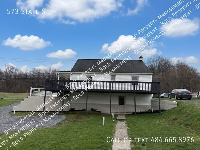 Building Photo - 573 State St