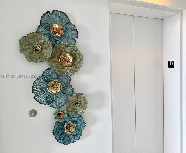 Building Photo - 1 N Ocean Blvd