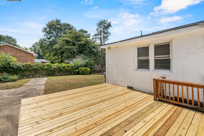 Building Photo - 72 Madera Dr