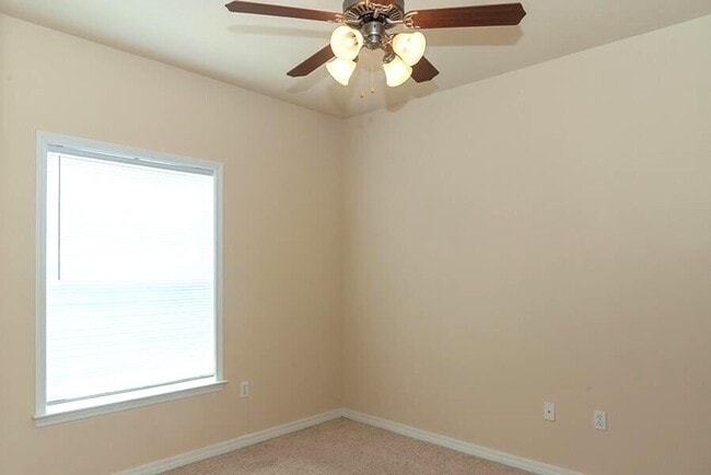 Building Photo - 1469 Bentley Cir