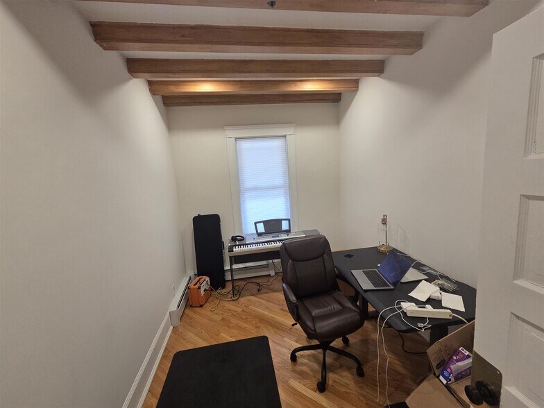 Building Photo - 125 Liberty Rd