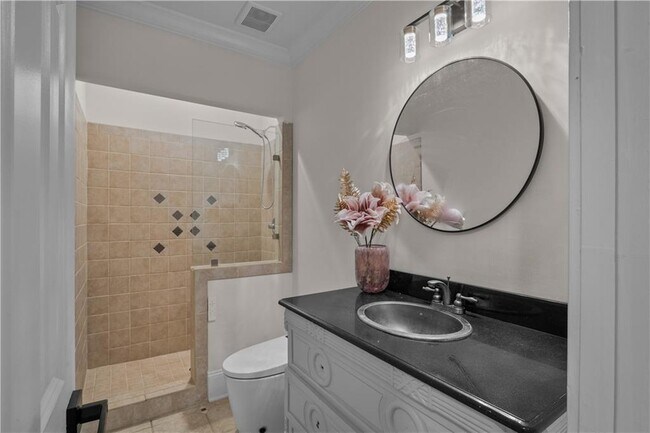 Building Photo - 8630 Moor Park Run