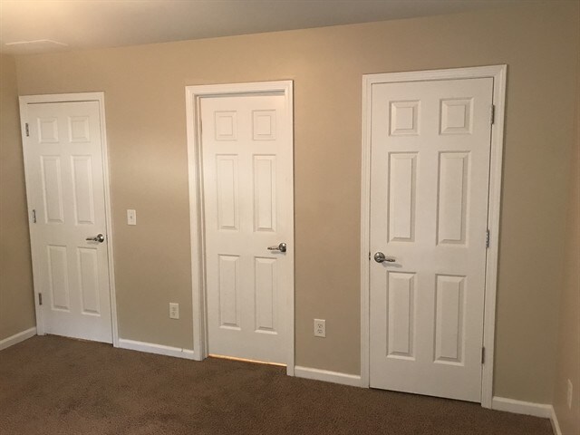 Building Photo - 811 Greenwood Crossing