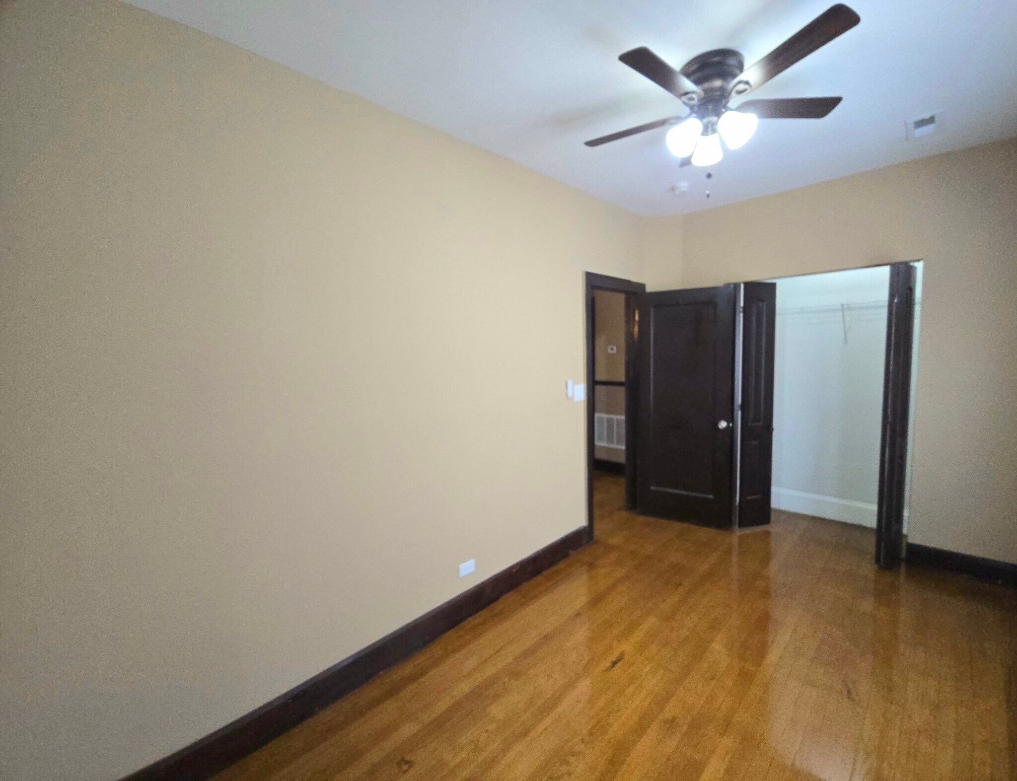 Building Photo - 7747 S Cornell Ave