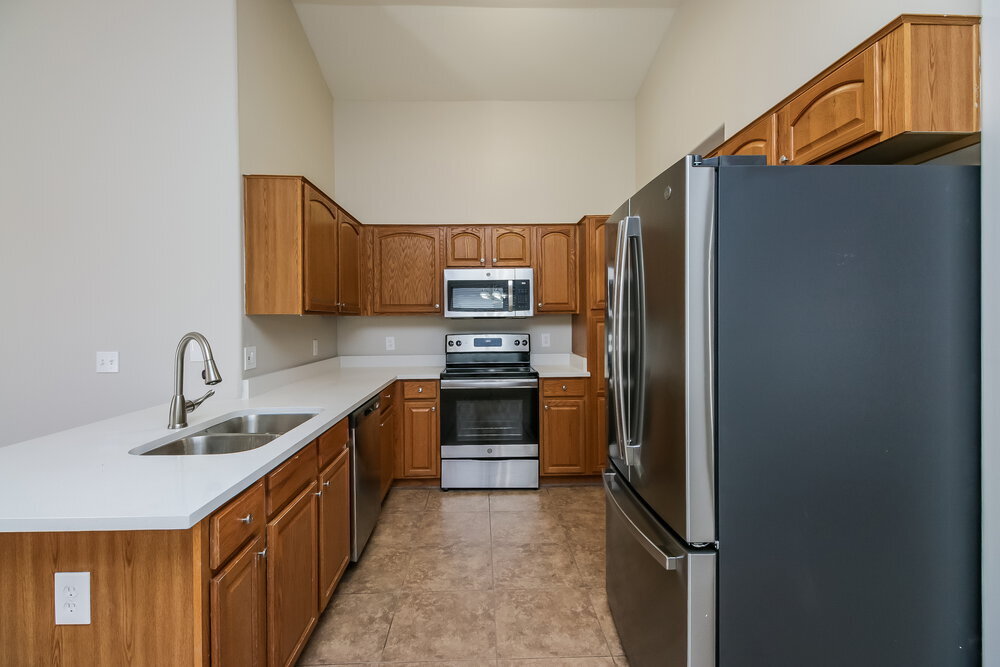 Building Photo - 1033 E Yuma Ave