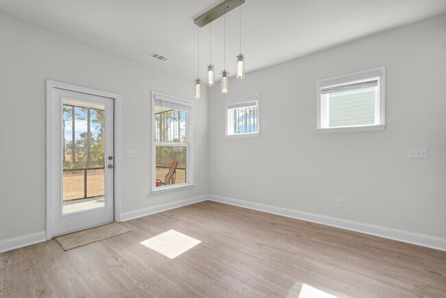 Building Photo - 268 Loblolly Ln