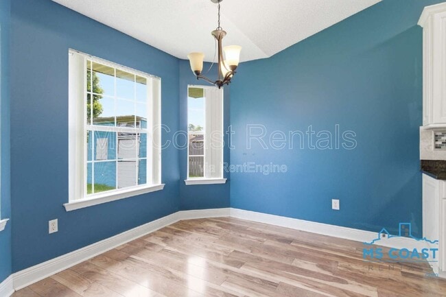 Building Photo - 14961 Greenwell Cir