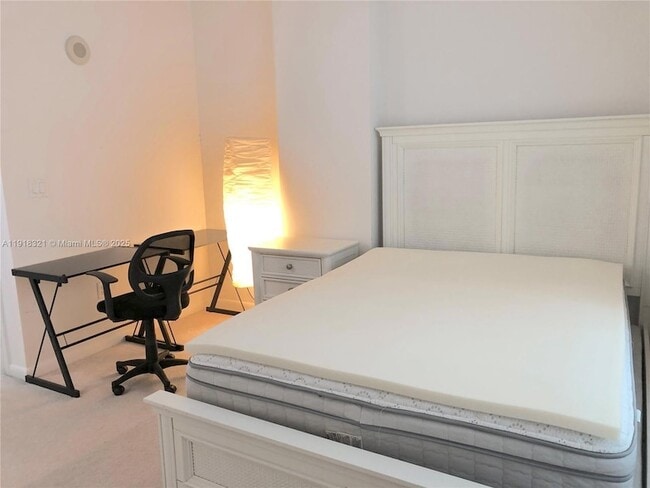 Building Photo - 7350 SW 89th St