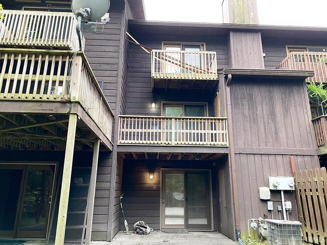 Building Photo - 2344 E Winding Brook Cir