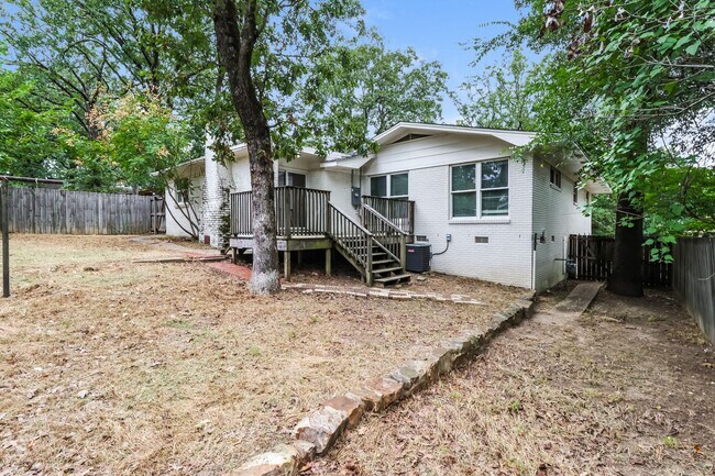 Building Photo - 62 Cliffwood Cir