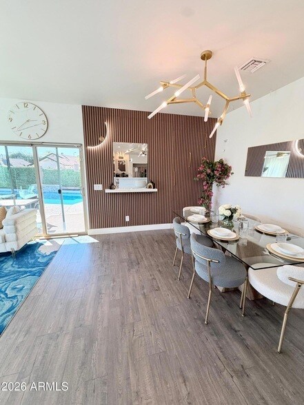 Building Photo - 1507 E Apollo Rd