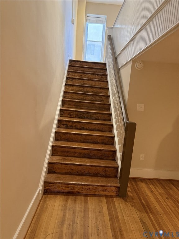 Building Photo - 105 E Broad St