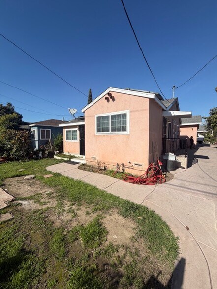 Building Photo - 4131 W 107th St