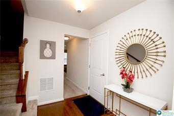 Building Photo - 2206 Cook Dr