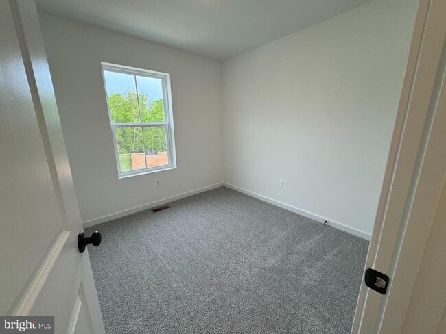 Building Photo - 36122 Wilderness Shores Way