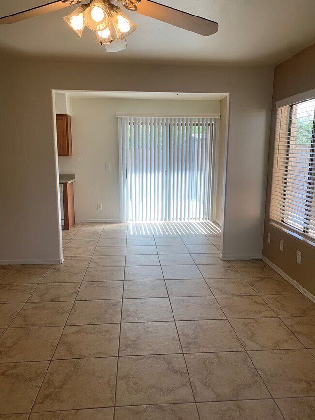 Building Photo - 8980 E Speedway Blvd