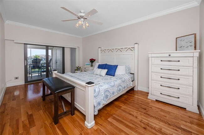 Building Photo - 363 Pinellas Bayway S