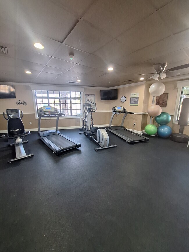 Building Photo - 29201 S Jones Loop Rd