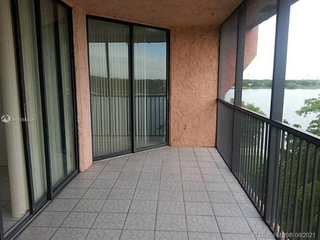 Building Photo - 20850 San Simeon Way