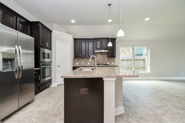 Building Photo - 15330 Ashbrook Dove Ln