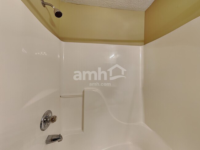 Building Photo - 3436 Trillium Ct