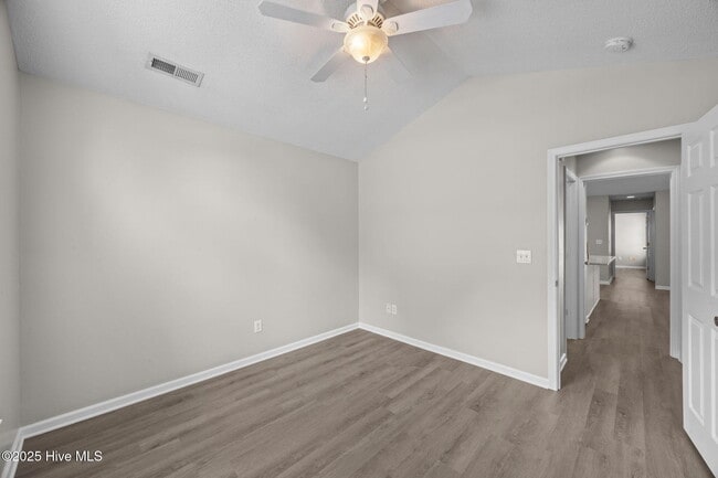 Building Photo - 3817 Elizabeth Ave