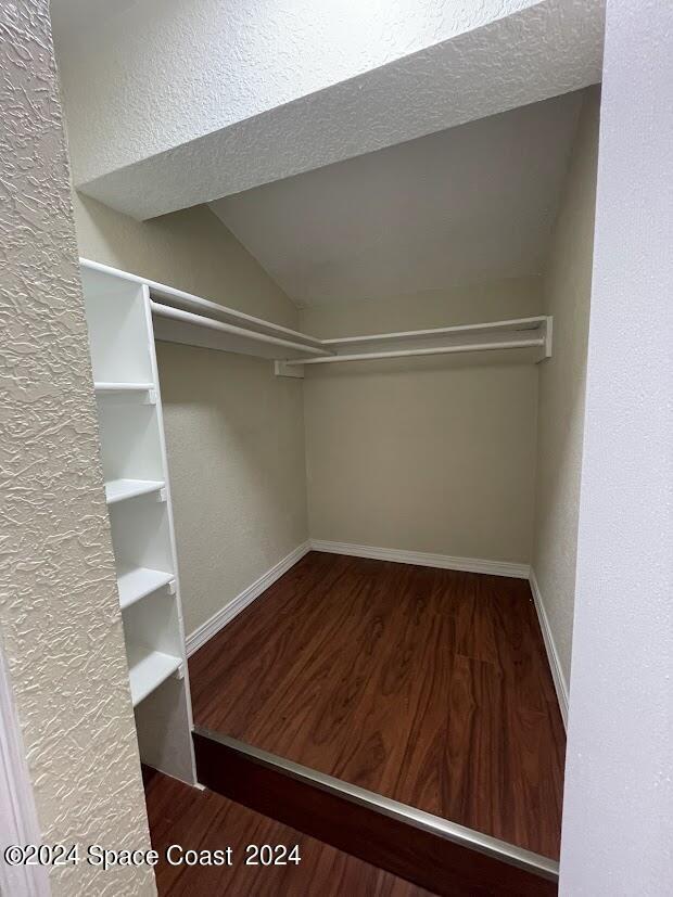Building Photo - 503 Summerset Ct