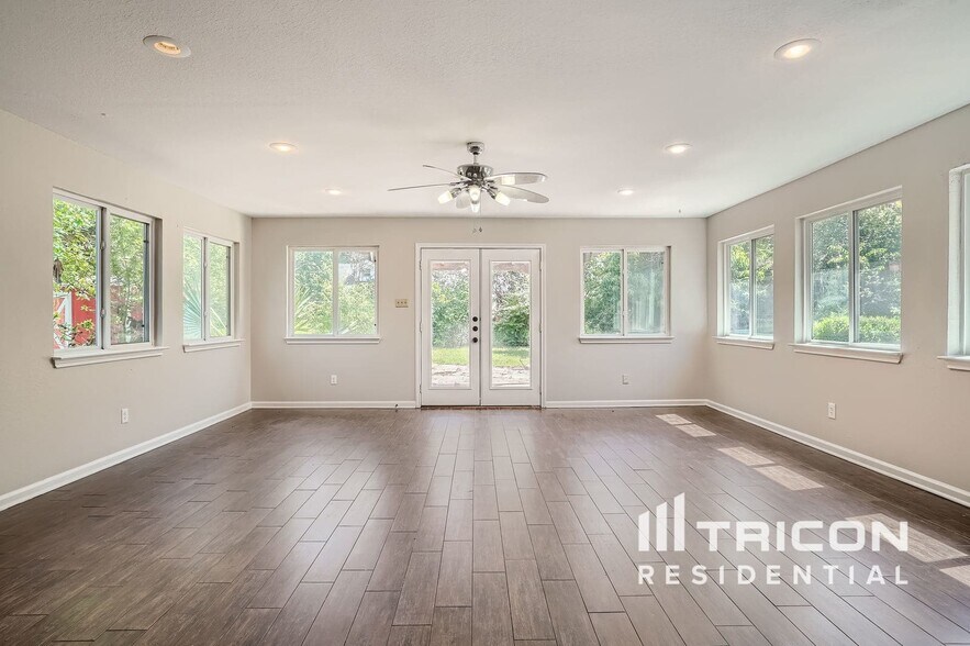 Building Photo - 3609 Wedghill Way