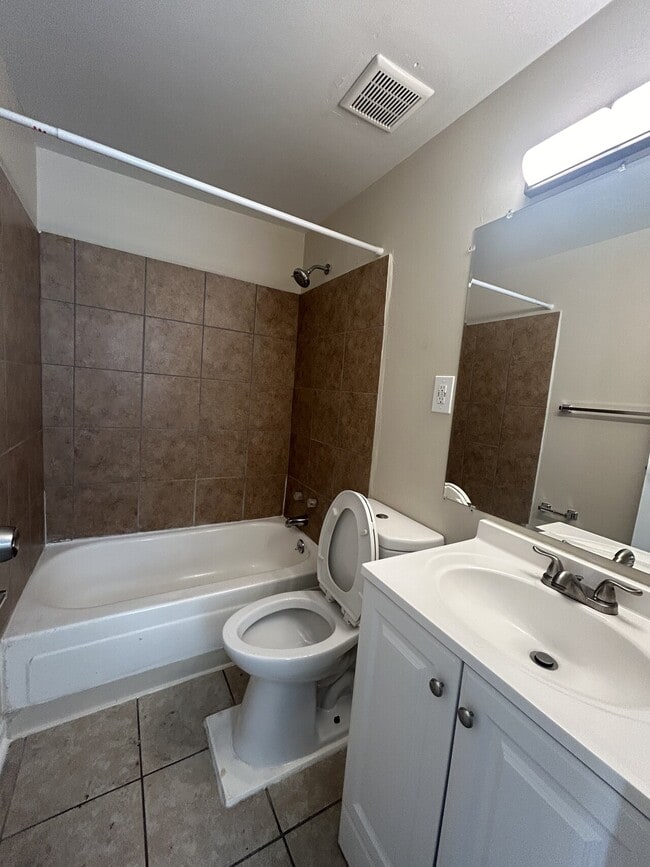 3545 Harvey Ave - 3545 Harvey Ave Cincinnati OH 45229 | Apartment Finder