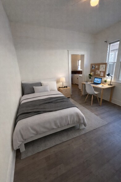 Building Photo - 127 S B St