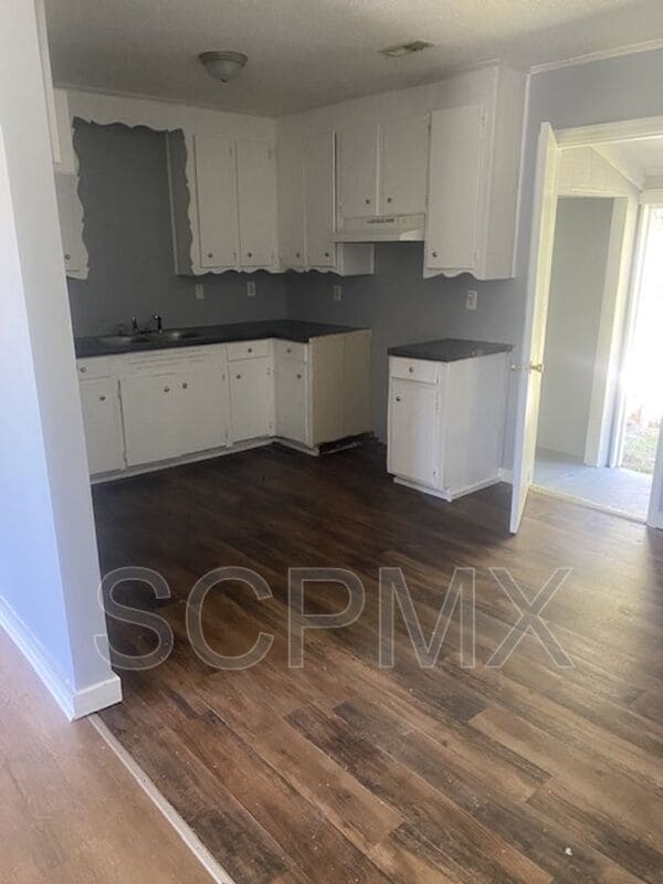 Building Photo - 3251 Charleston Hwy