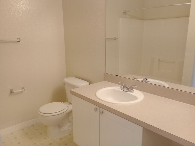 Building Photo - 821 Grand Regency Pointe