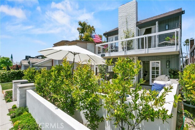 Building Photo - 711 Heliotrope Ave