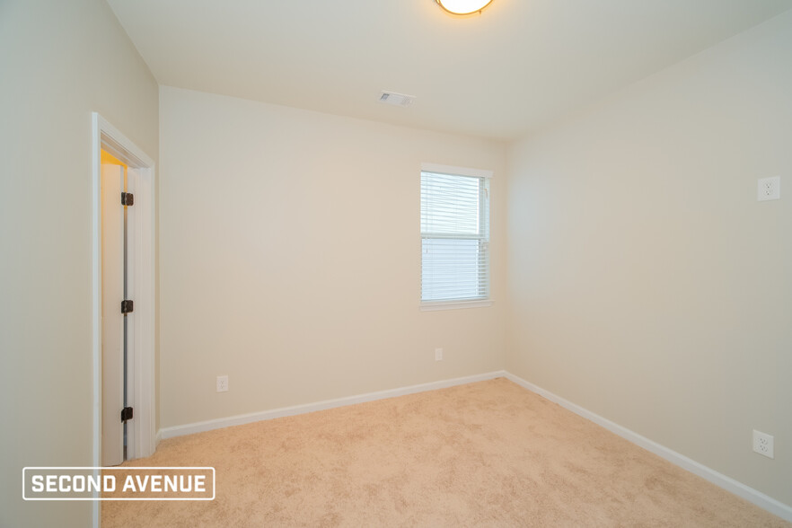 Building Photo - 339 Hamilton Pointe Dr